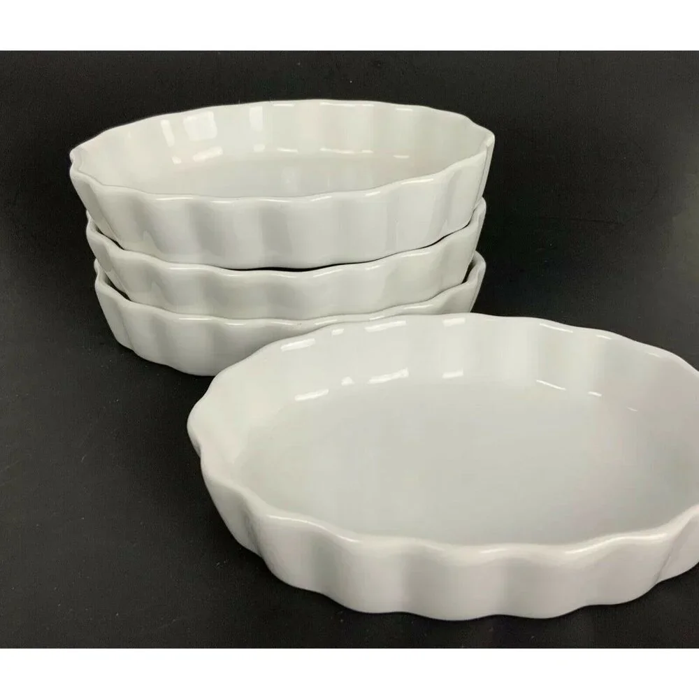 Sur La Table White Ceramic Oval Quiche Casserole Dishes Set Of 4 Scalloped Edge